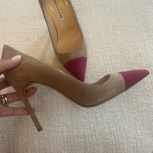 Manolo BLAHNIK beige and fuschia pointed pumps - Picture 3 of 4